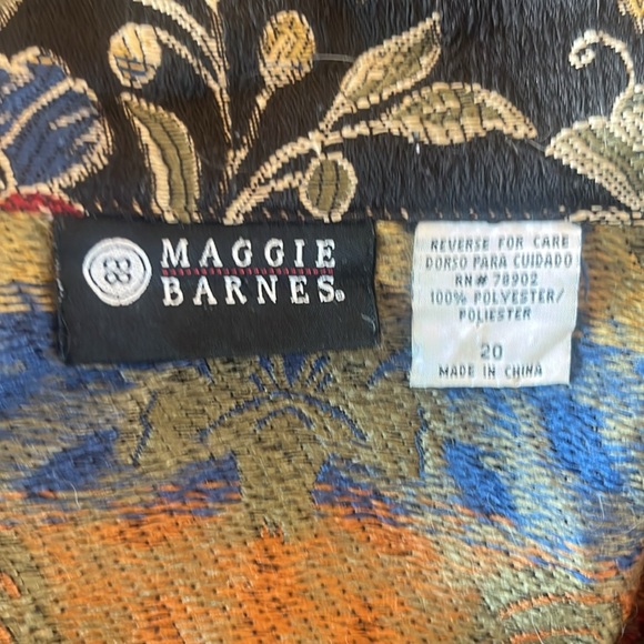 Maggie Barnes Floral Embroidered Women's Jacket - Picture 9 of 9